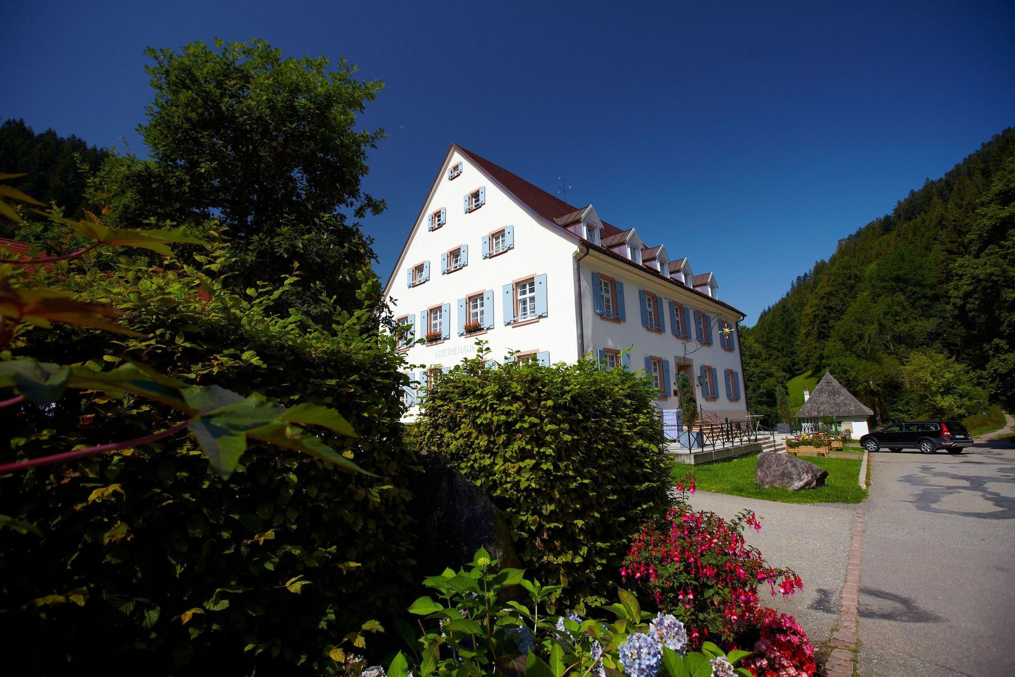 Hotel Hofgut Sternen Breitnau Exterior photo